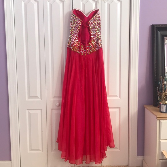 Prom Dress - Picture 2 of 4